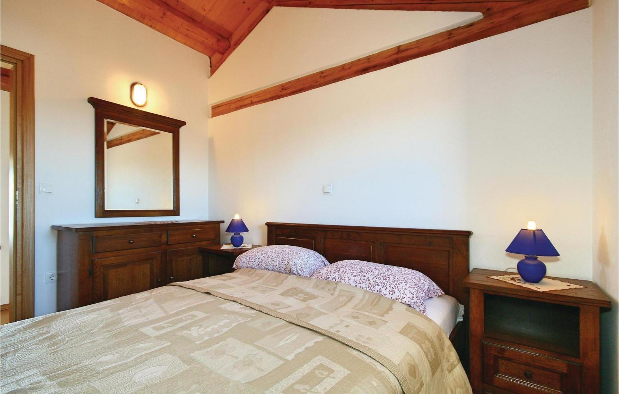 Pet Friendly Home In Ritosin Brig With Wifi Vranici Exterior photo